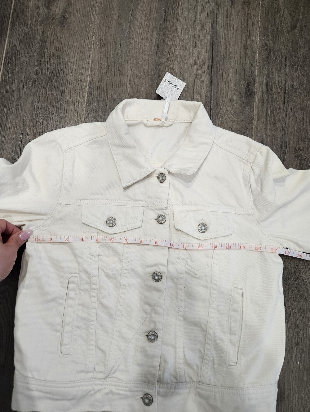 Free People Women's Optic White Cream Denim Jean Jacket- Size XS NWT - Picture 10 of 12